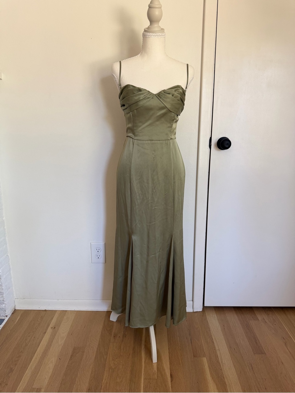 Reformation‎ Sage Green Satin Midi Dress Size 2 ✨ Ruched Bust Slip